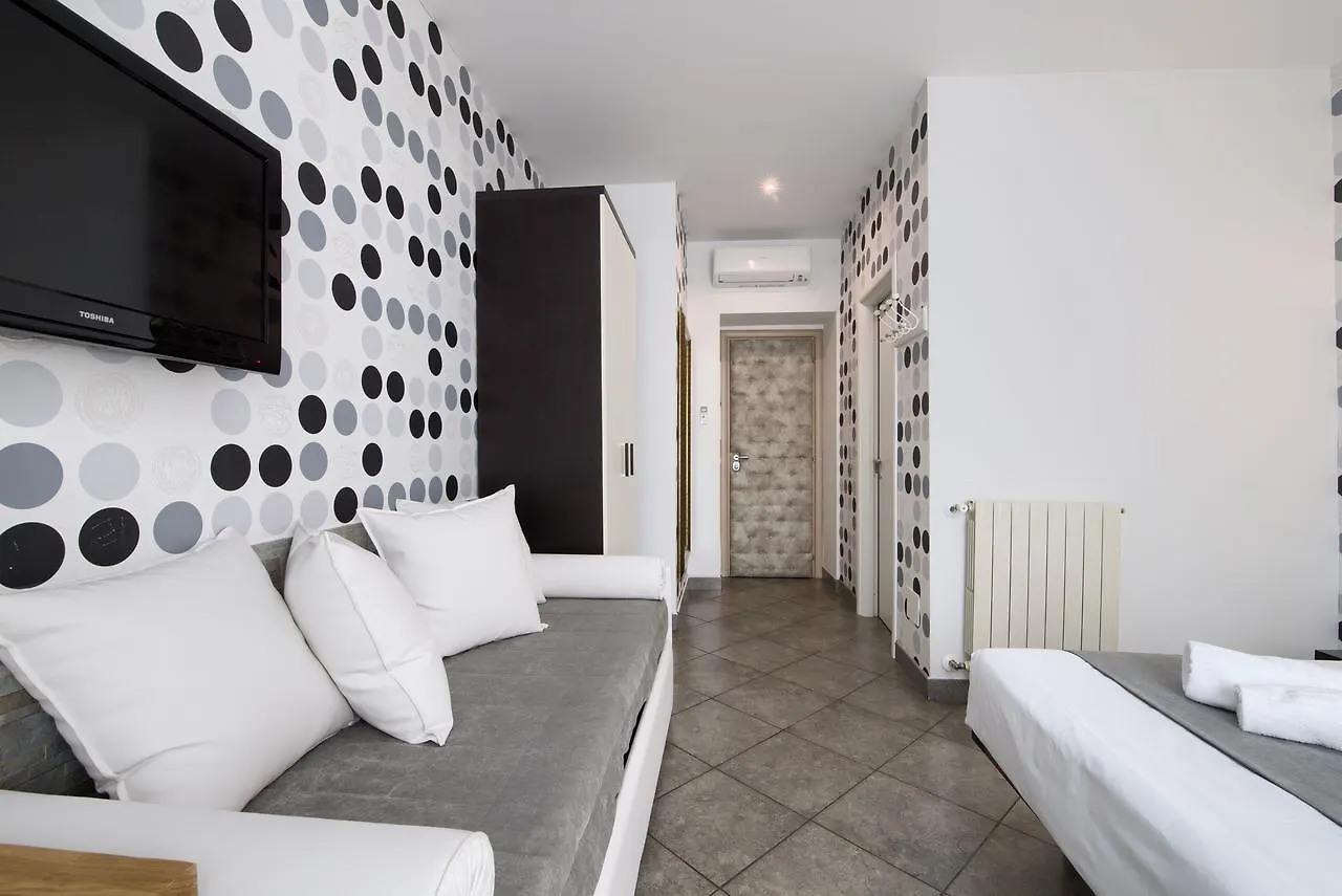 Domus Pietro Inn Ρώμη Πανσιόν