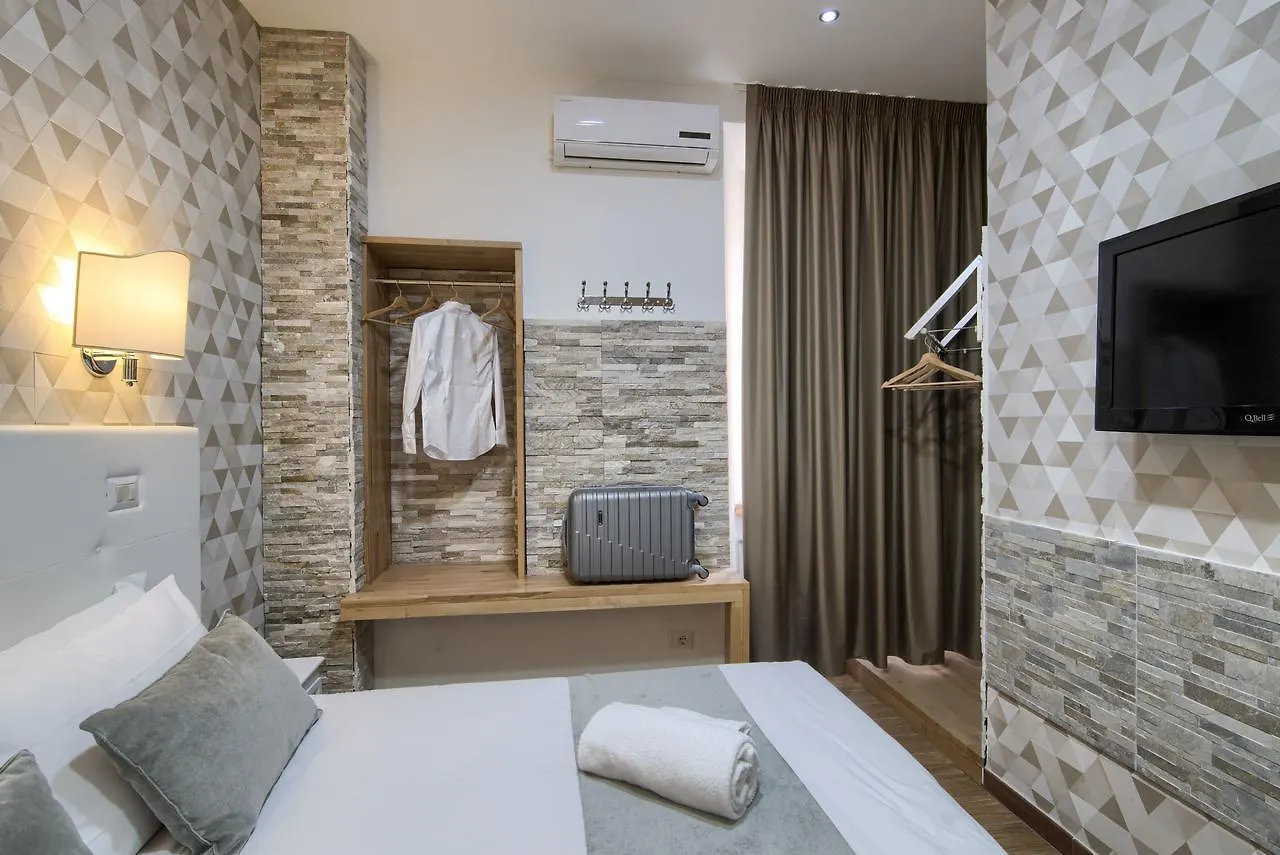 Domus Pietro Inn Ρώμη 3*,